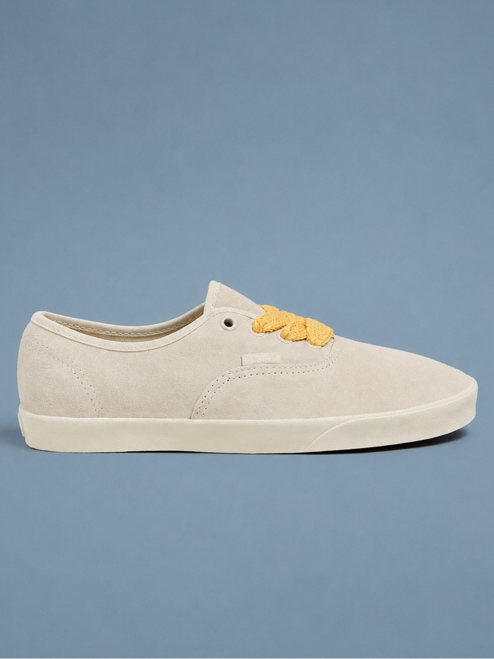 Vans Authentic Lowpro Suede Fat Lace Yarrow Sneakers Cream Yellow - Wm 8  M 6.5